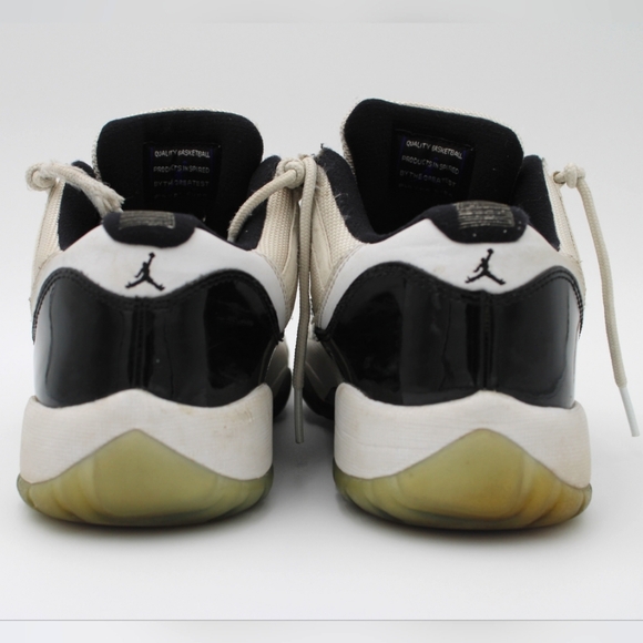 Air Jordan 11 Retro Low Concord, Size 6Y (Pre-owned, No Box) - Picture 3 of 11